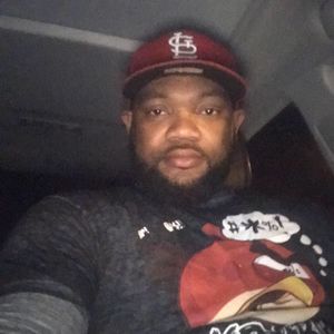 Meet your Posher, Travis